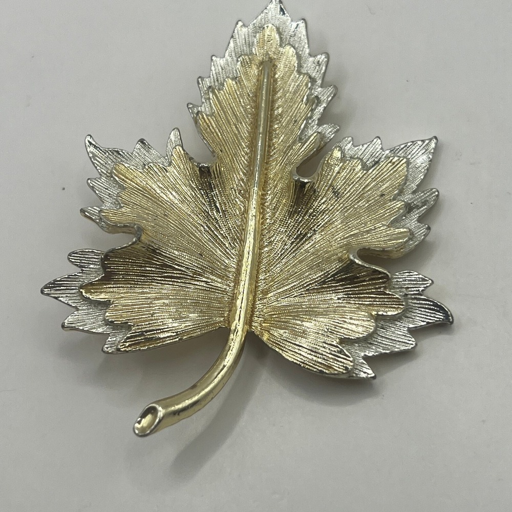 Sarah Coventry‎ Leaf Brooch Earrings Clip On Gold Silver Tone Holiday Pin - Picture 7 of 11